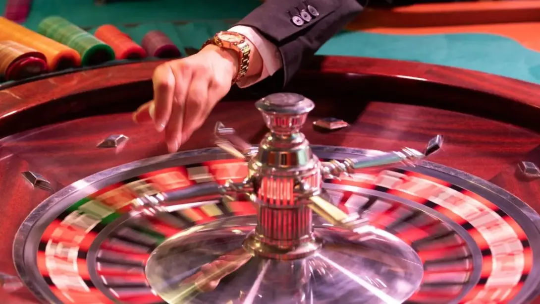 Comparación entre ruleta en vivo con crupier y ruleta digital RNG